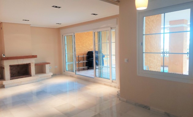 Resale - Apartment / flat - Altea