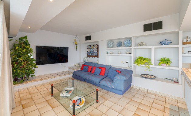 Resale - Villa - Altea
