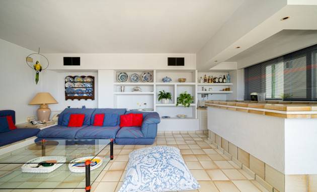 Resale - Villa - Altea