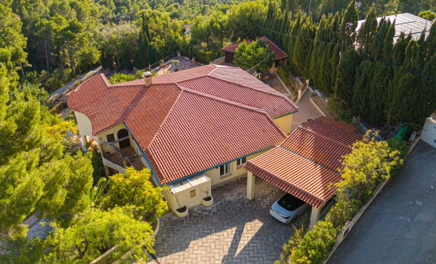 Resale - Villa - Altea