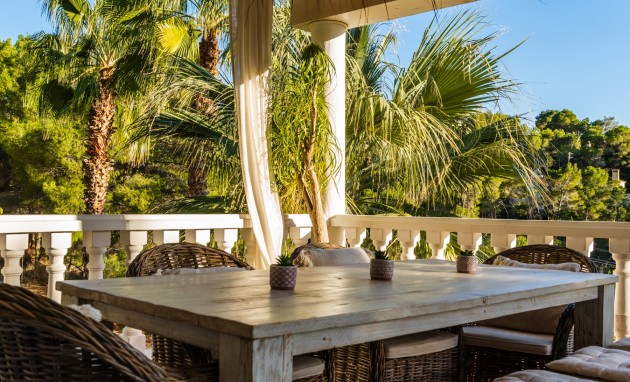 Resale - Villa - Altea