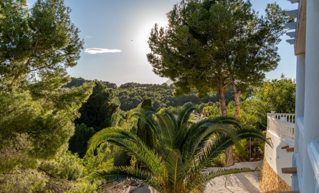 Resale - Villa - Altea
