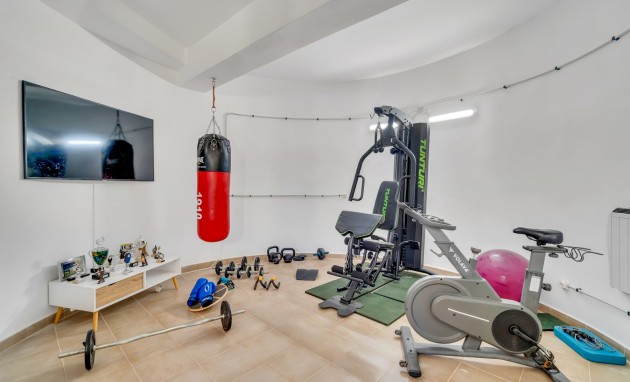 Resale - Villa - Altea