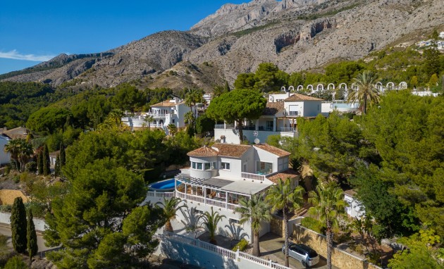 Resale - Villa - Altea