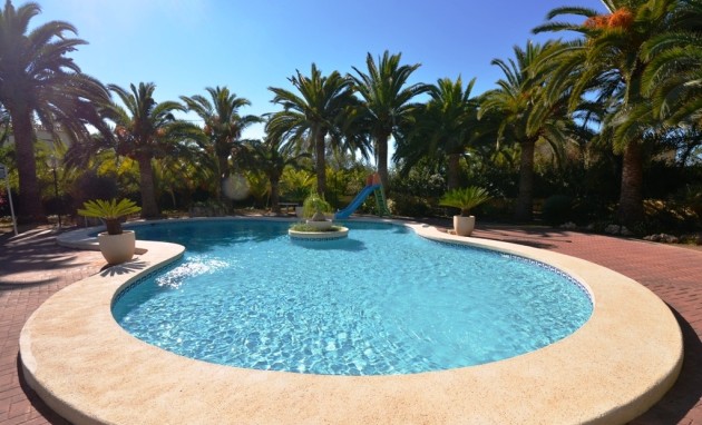 Resale - Finca - Alfas del Pí