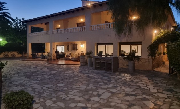 Resale - Finca - Alfas del Pí