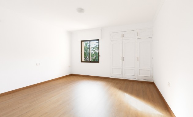 Resale - Finca - Alfas del Pí