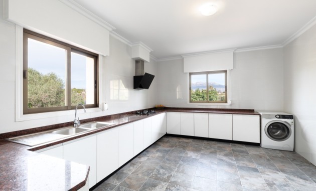 Resale - Finca - Alfas del Pí