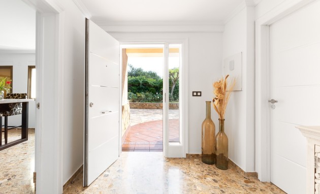 Resale - Villa - Alfas del Pí