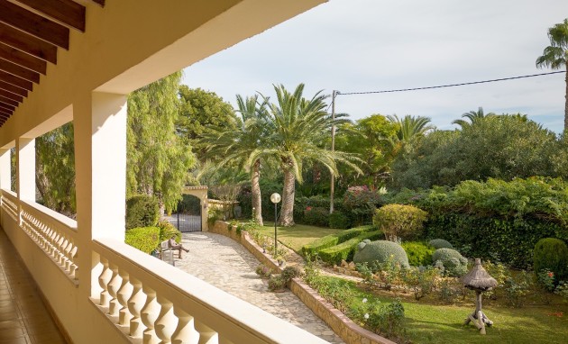 Resale - Villa - Alfas del Pí