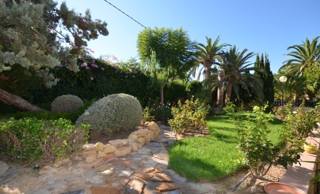 Resale - Villa - Alfas del Pí