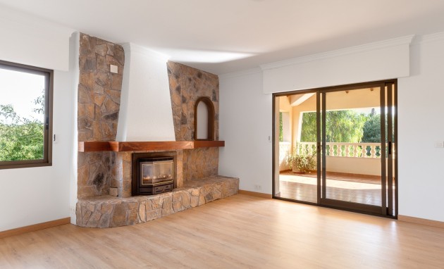 Resale - Villa - Alfas del Pí