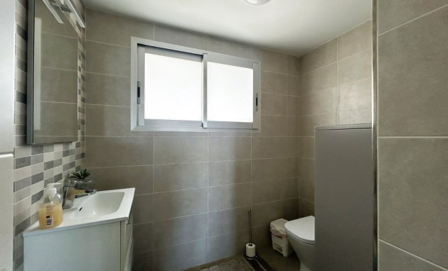 Resale - Apartment / flat - Altea