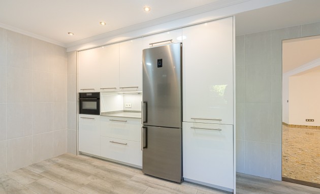 Resale - Villa - Alfas del Pí
