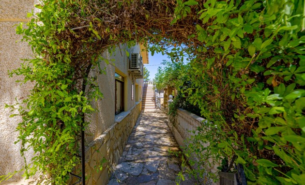 Resale - Villa - Alfas del Pí