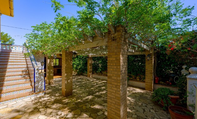 Resale - Villa - Alfas del Pí