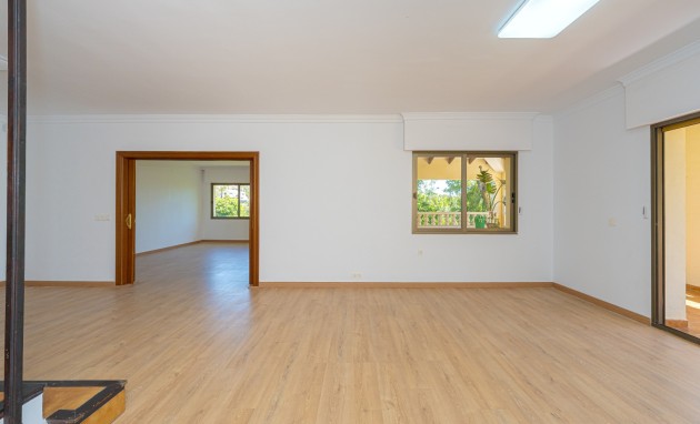 Resale - Villa - Alfas del Pí