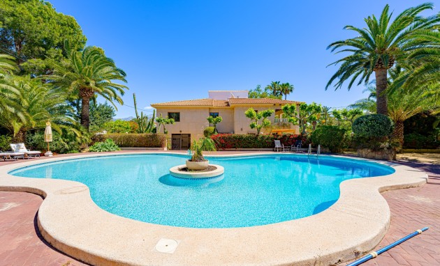 Resale - Villa - Alfas del Pí