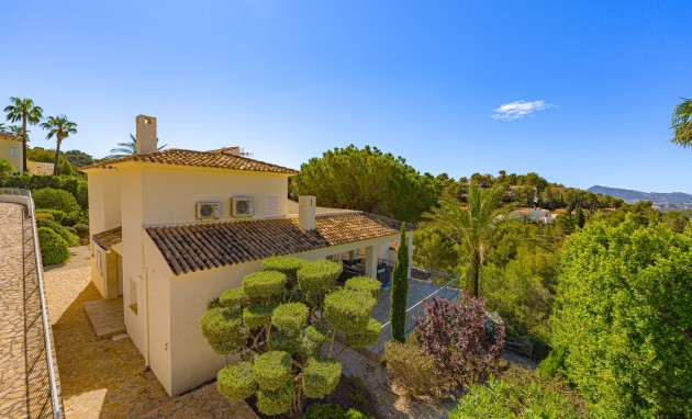 Resale - Villa - Altea