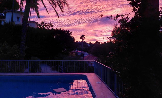 Resale - Villa - Altea
