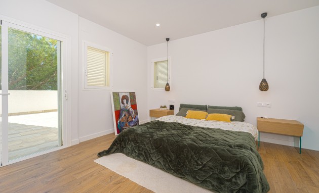 Resale - Villa - Altea