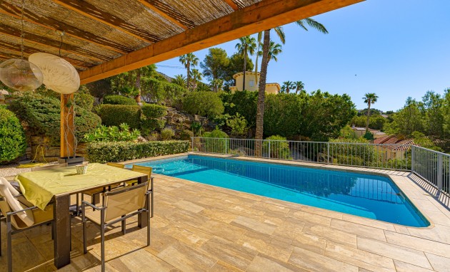 Resale - Villa - Altea