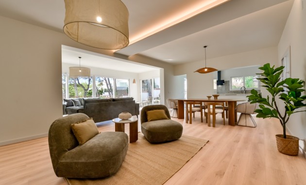 Resale - Villa - Altea