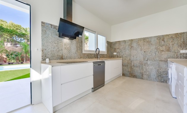 Resale - Villa - Altea