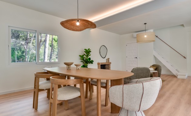 Resale - Villa - Altea