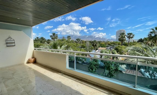 Reventa - Apartamento / piso - Albir