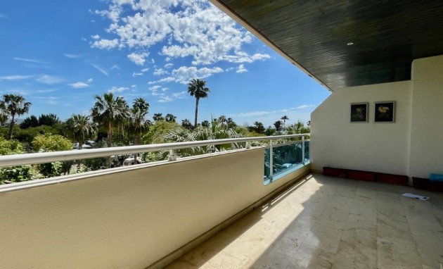 Reventa - Apartamento / piso - Albir