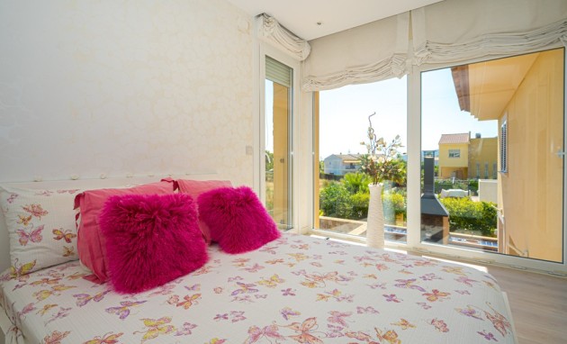 Reventa - Villa - Albir