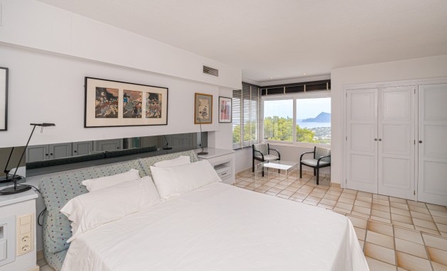 Resale - Villa - Altea