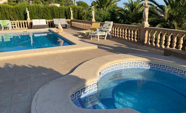 Resale - Villa - Moraira