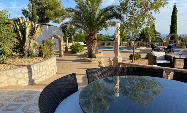 Resale - Villa - Moraira
