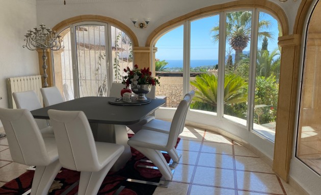 Resale - Villa - Moraira