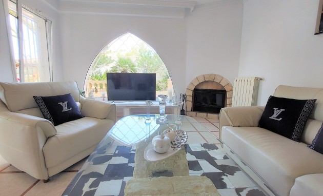 Resale - Villa - Moraira