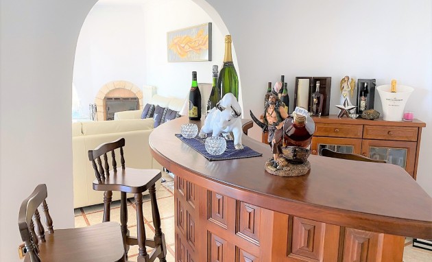 Resale - Villa - Moraira