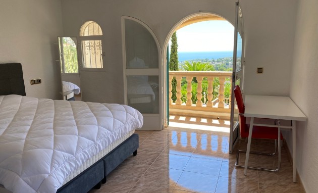 Resale - Villa - Moraira