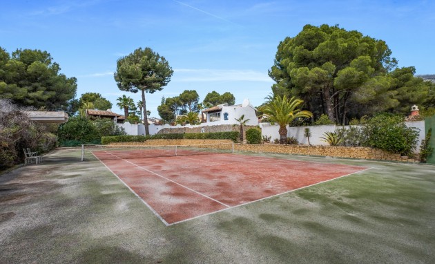 Resale - Villa - Altea