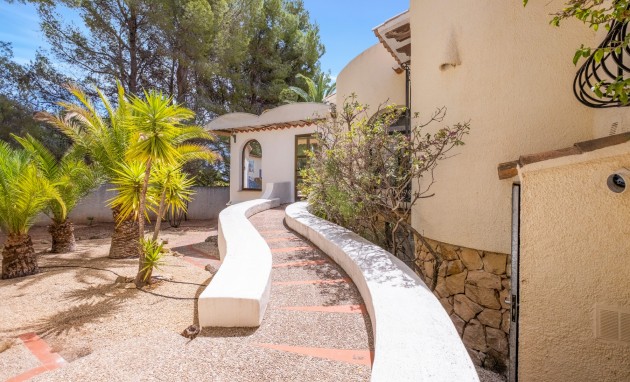 Resale - Villa - Altea