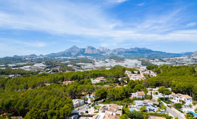 Resale - Villa - Altea