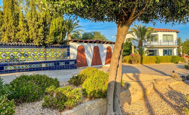 Resale - Finca - Alfas del Pí