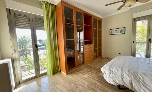 Reventa - Villa - El Campello