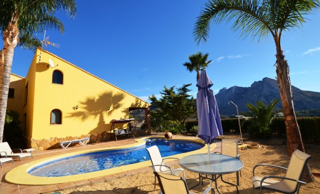 Resale - Finca - Bolulla
