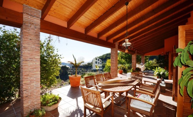 Resale - Finca - Bolulla