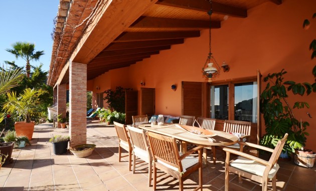 Resale - Finca - Bolulla