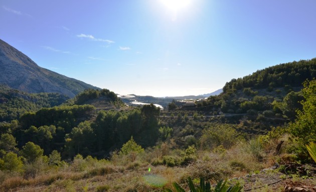 Resale - Finca - Bolulla