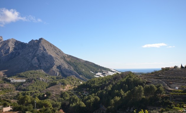 Resale - Finca - Bolulla