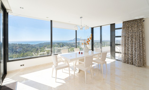 Resale - Villa - Altea